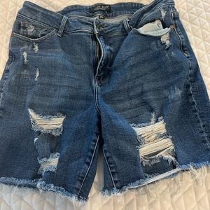 Judy blue Bermuda distressed shorts